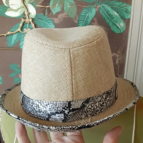 Canvas Hat with Satiny Animal Print Band - Picture 5 of 10